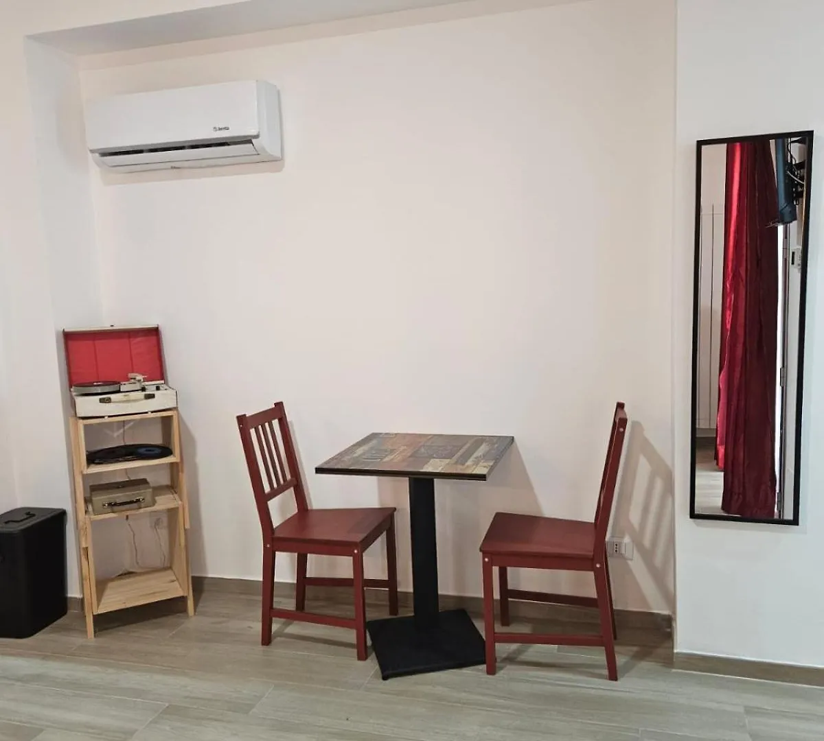Porta D Ossuna Comfort Apartments Palermo Guest house