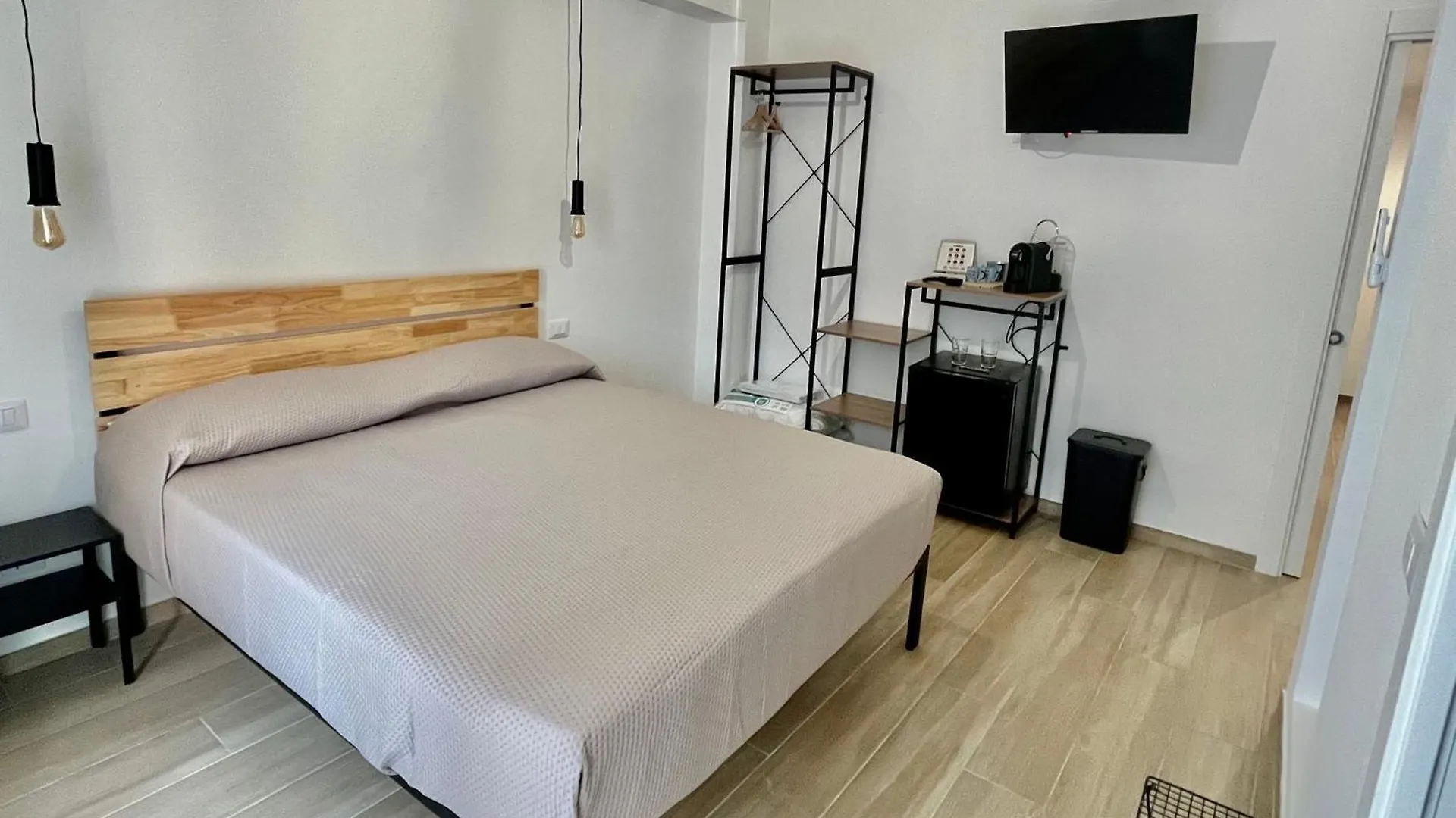Porta D Ossuna Comfort Apartments Παλέρμο Πανσιόν