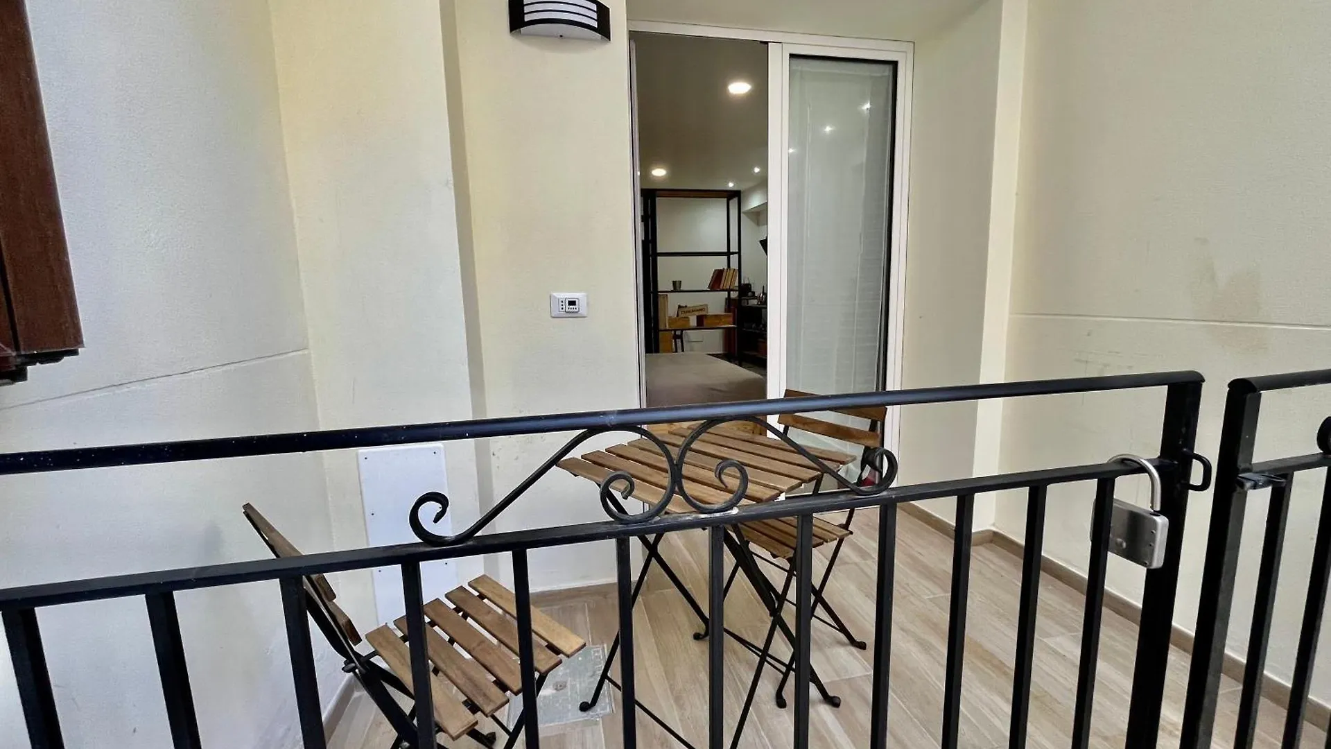 Porta D Ossuna Comfort Apartments Παλέρμο 0*,  Ιταλία